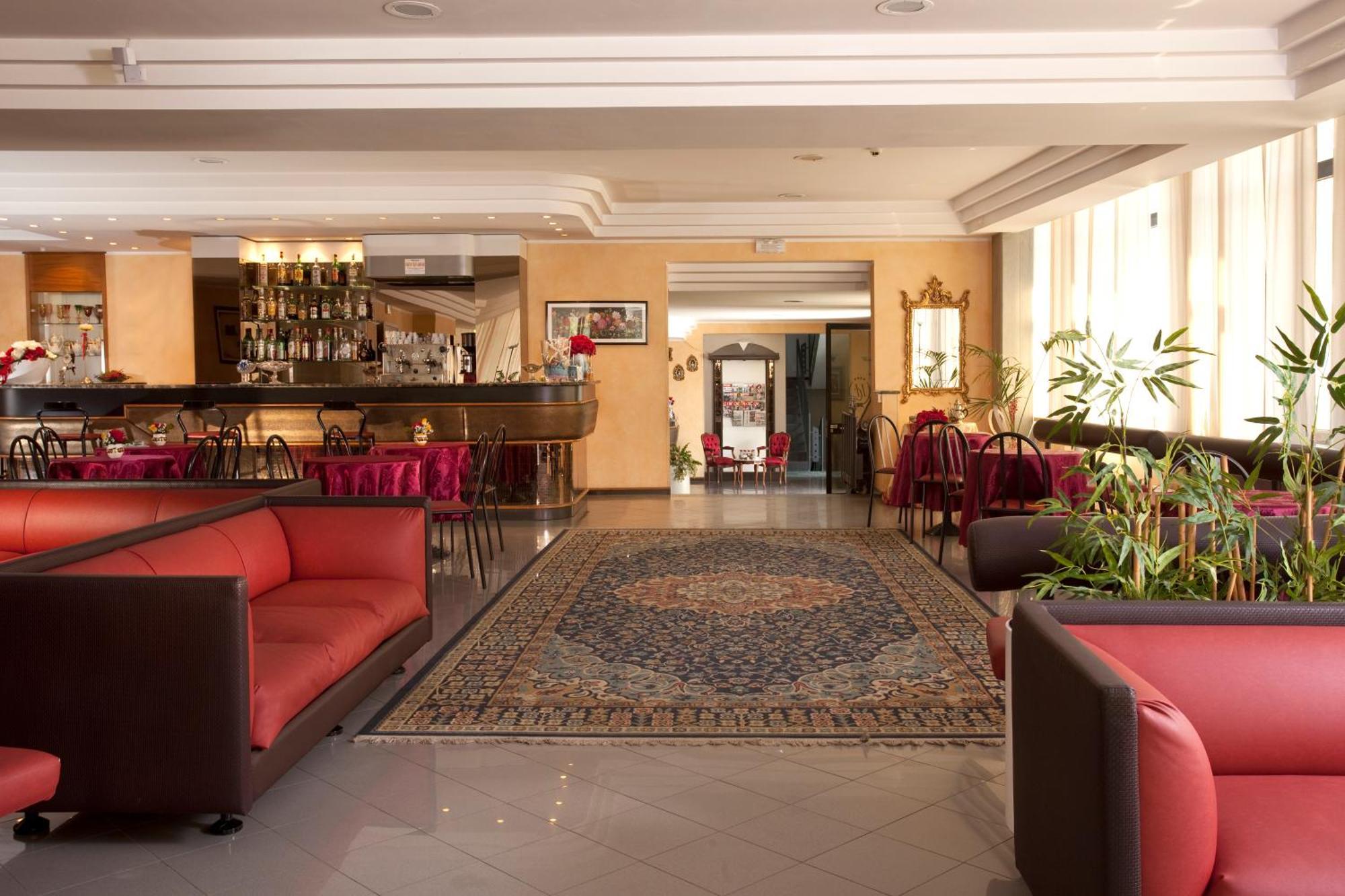 Hotel Capitol San Mauro Mare Luaran gambar